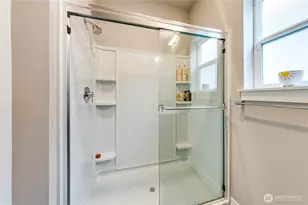 22827 20th Pl W, Bothell, WA 98021 - Photo 20