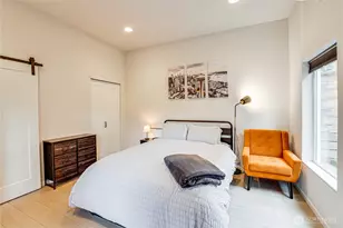 2014 E Pine St, Seattle, WA 98122 - Photo 22