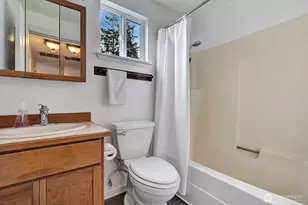 9121 229th St E, Graham, WA 98338 - Photo 12