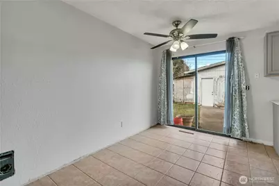 1113 E 61st Street, Tacoma, WA 98404 - Photo 8