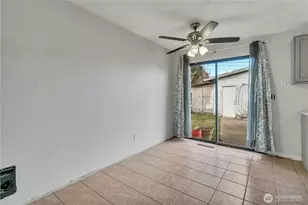 1113 E 61st St, Tacoma, WA 98404 - Photo 8