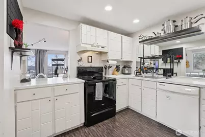 629 Cedar Avenue S #A202, Renton, WA 98057 - Photo 10