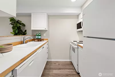 18621 Blueberry Lane #A-204, Monroe, WA 98272 - Photo 8