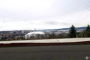 522 E 32nd St, Tacoma, WA 98404 - Photo 10