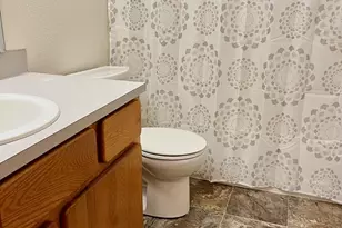 522 E 32nd St, Tacoma, WA 98404 - Photo 16