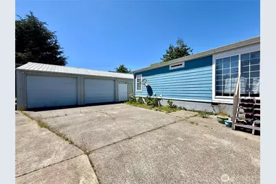 739 Park Avenue NE, Ocean Shores, WA 98569 - Photo 30