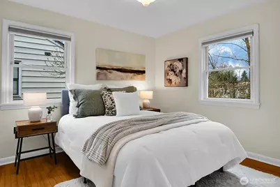 4221 S Willow Street S, Seattle, WA 98118 - Photo 10