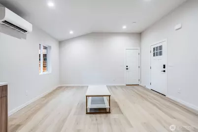 12531 25th Avenue NE #Unit A, Seattle, WA 98125 - Photo 6