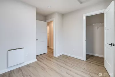 12531 25th Avenue NE #Unit B, Seattle, WA 98125 - Photo 28