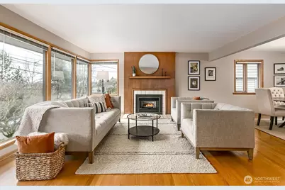 3036 12th Avenue W, Seattle, WA 98119 - Photo 2