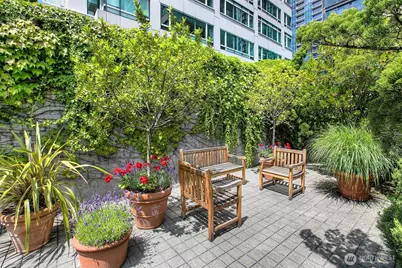 2021 1st Avenue #E8, Seattle, WA 98121 - Photo 30