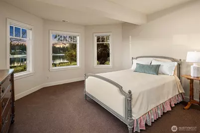 8901 NE 36th Street, Yarrow Point, WA 98004 - Photo 28