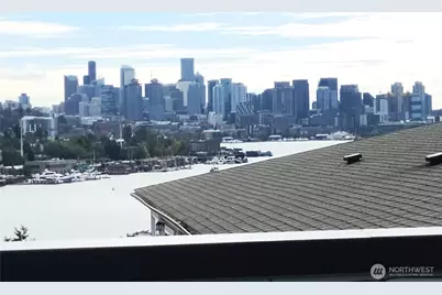 3932 1st Avenue NE, Seattle, WA 98105 - Photo 30