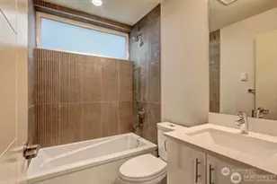 3932 1st Ave NE, Seattle, WA 98105 - Photo 14