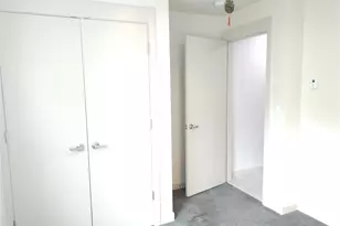 3932 1st Ave NE, Seattle, WA 98105 - Photo 20