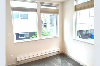 3932 1st Avenue NE, Seattle, WA 98105 - Photo 22