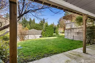 4075 Farmer Dell Rd E, Port Orchard, WA 98366 - Photo 36