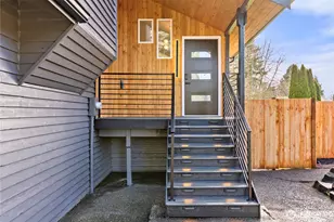 20733 Elberta Rd, Lynnwood, WA 98036 - Photo 4