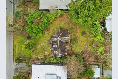 9229 45th Avenue NE, Seattle, WA 98115 - Photo 4