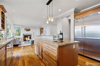 217 7th Avenue W, Kirkland, WA 98033 - Photo 8