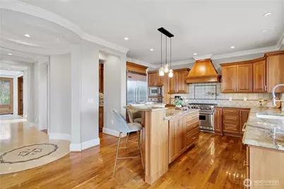 217 7th Avenue W, Kirkland, WA 98033 - Photo 4