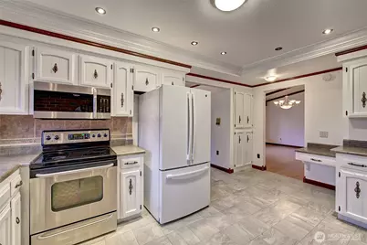 5008 169th Street SE, Bothell, WA 98012 - Photo 14