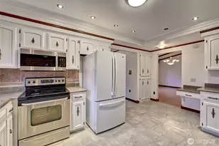 5008 169th St SE, Bothell, WA 98012 - Photo 14