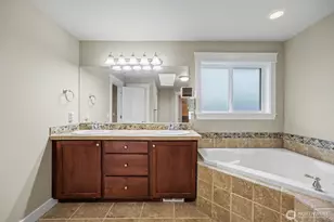 12112 185th Ave E, Bonney Lake, WA 98391 - Photo 32