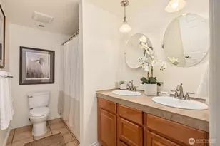 1049 Madison Ave N, Bainbridge Island, WA 98110 - Photo 14