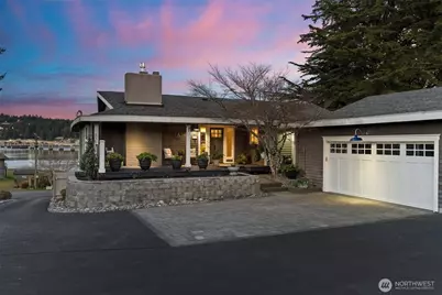 284 Bella Bella Drive, Fox Island, WA 98333 - Photo 4