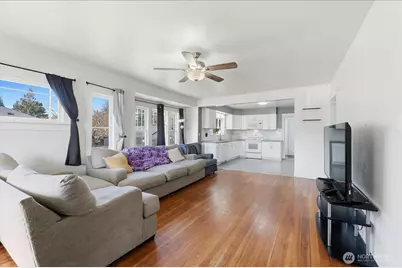 331 100th Street S, Parkland, WA 98444 - Photo 4