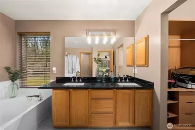 20055 SE 290th Place, Kent, WA 98042 - Photo 24