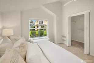 1944 NE Katsura St, Issaquah, WA 98029 - Photo 30