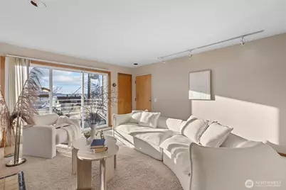 3200 Alki Avenue SW #301, Seattle, WA 98116 - Photo 4