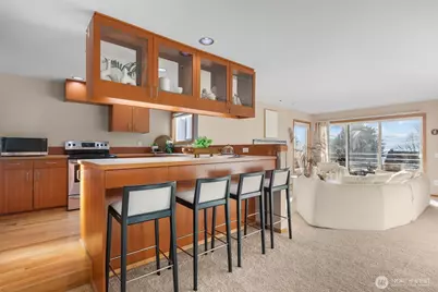 3200 Alki Avenue SW #301, Seattle, WA 98116 - Photo 10