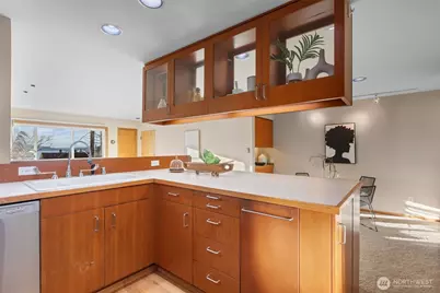 3200 Alki Avenue SW #301, Seattle, WA 98116 - Photo 12