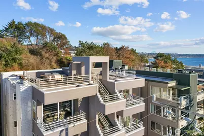 3200 Alki Avenue SW #301, Seattle, WA 98116 - Photo 2
