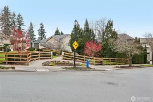 18200 NE 110th St, Redmond, WA 98052 - Photo 34