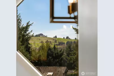 14812 SE 62nd Court, Bellevue, WA 98006 - Photo 4