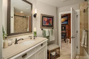 854 Evergreen Point Rd, Medina, WA 98039 - Photo 30