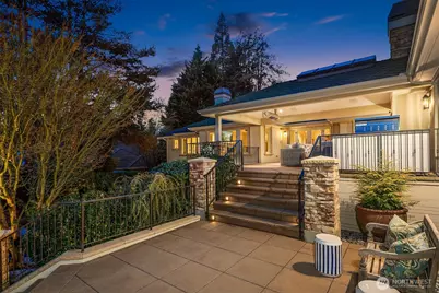 854 Evergreen Point Road, Medina, WA 98039 - Photo 32