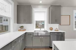 13657 SE 67th Ln, Newcastle, WA 98059 - Photo 8