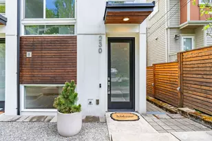 230 26th Ave E, Seattle, WA 98112 - Photo 2