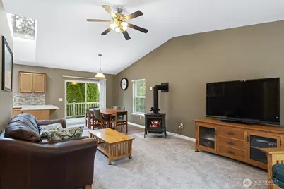 2245 SE Camano Drive, Camano Island, WA 98282 - Photo 4