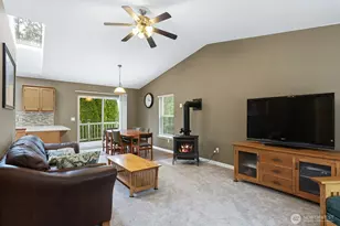 2245 SE Camano Dr, Camano Island, WA 98282 - Photo 4