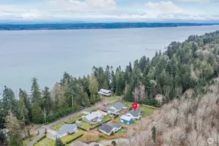 2245 SE Camano Dr, Camano Island, WA 98282 - Photo 2