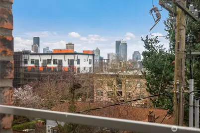 1631 16th Avenue #310, Seattle, WA 98122 - Photo 8