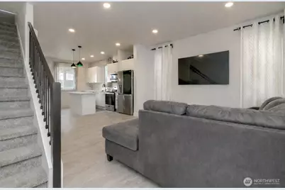 6642 S Alder Street, Tacoma, WA 98409 - Photo 2