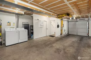 10215 NE 129th Ln, Kirkland, WA 98034 - Photo 36