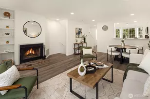 10215 NE 129th Ln, Kirkland, WA 98034 - Photo 4